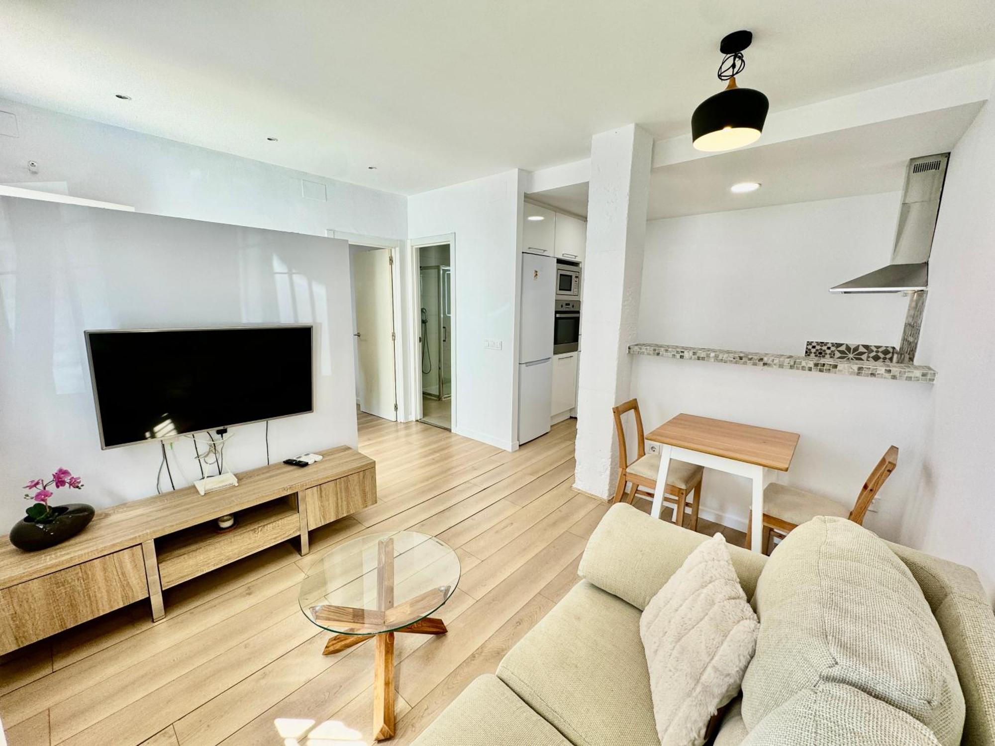 Cozy Ground Floor In The Heart Of - Eaw Homes Appartamento *